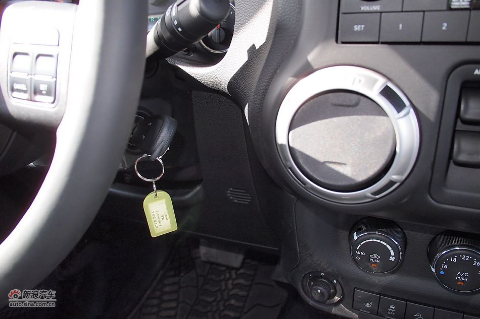2012JEEP