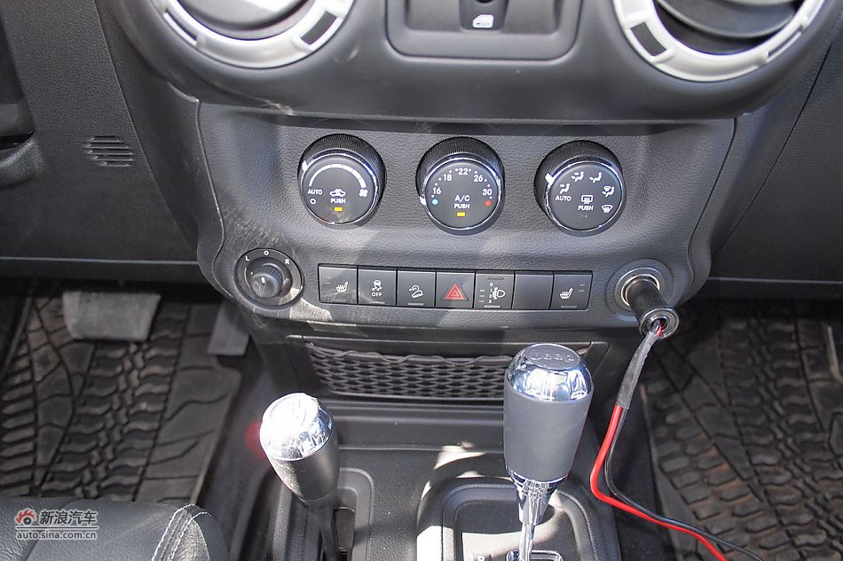 2012JEEP