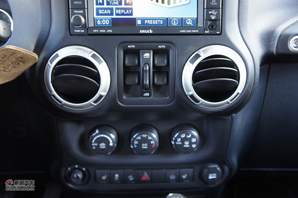 2011Wrangler70