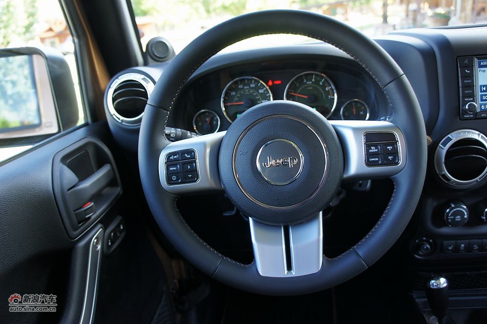2011Wrangler70
