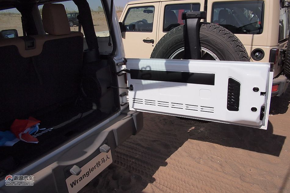 2012JEEP