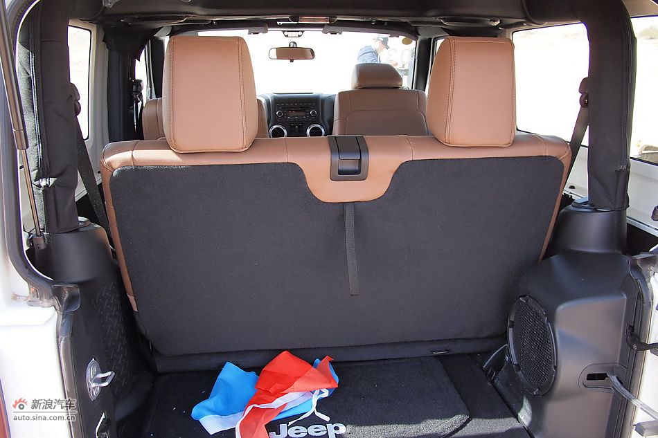 2012JEEP