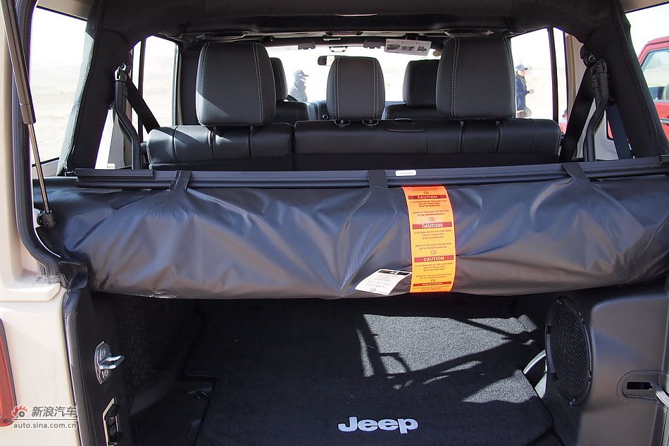 2012JEEP