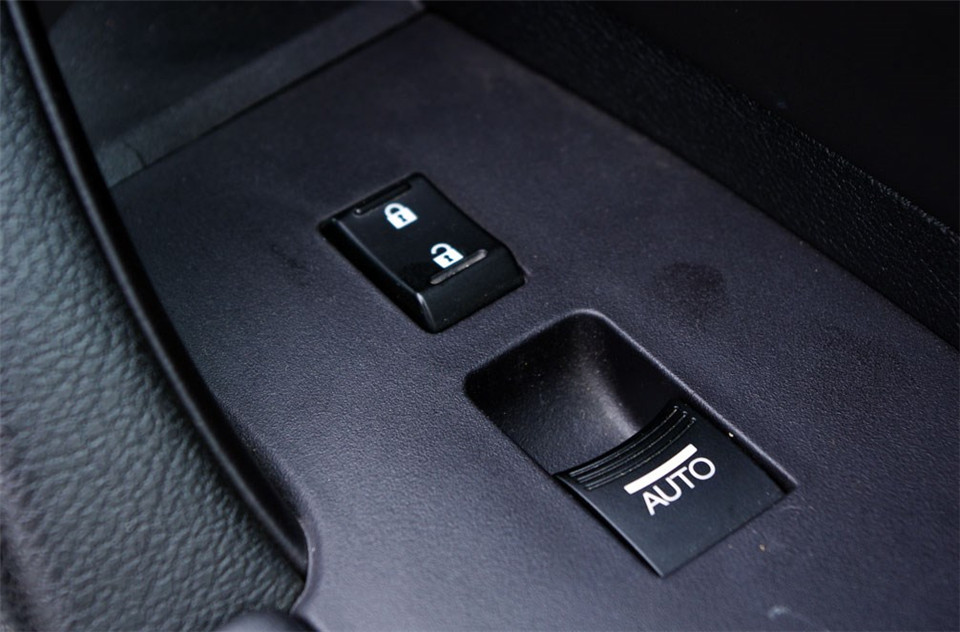 3.7L AT ׼