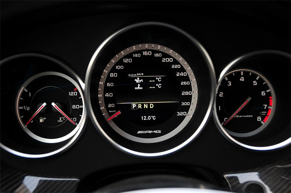 ±CLS63 AMG 2012 5.5L AT 