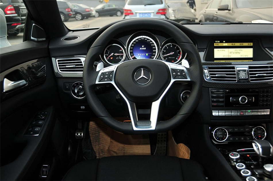 ±CLS63 AMG 2012 5.5L AT 