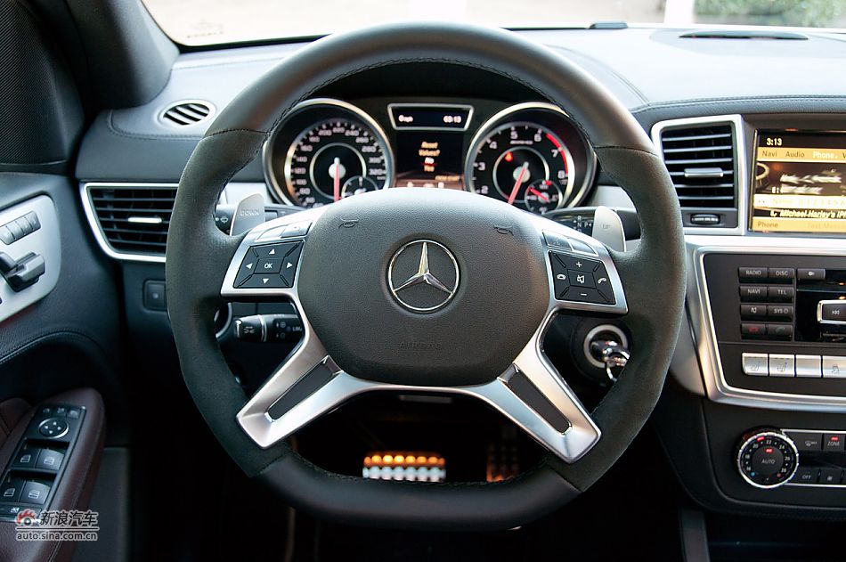 2012÷˹- ML63 AMG