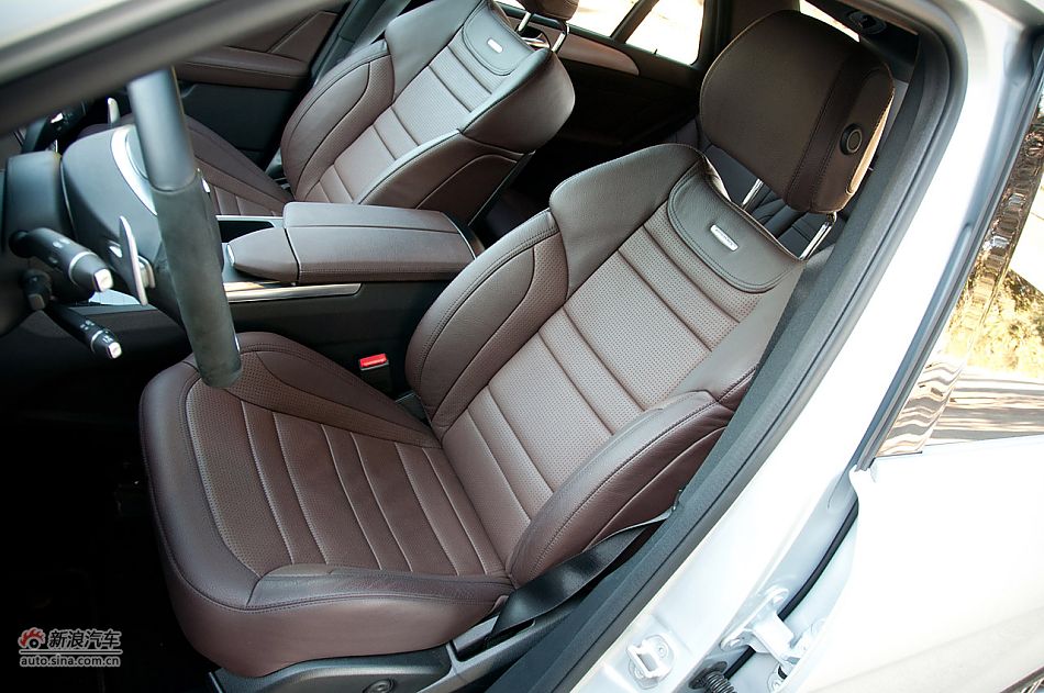2012÷˹- ML63 AMG