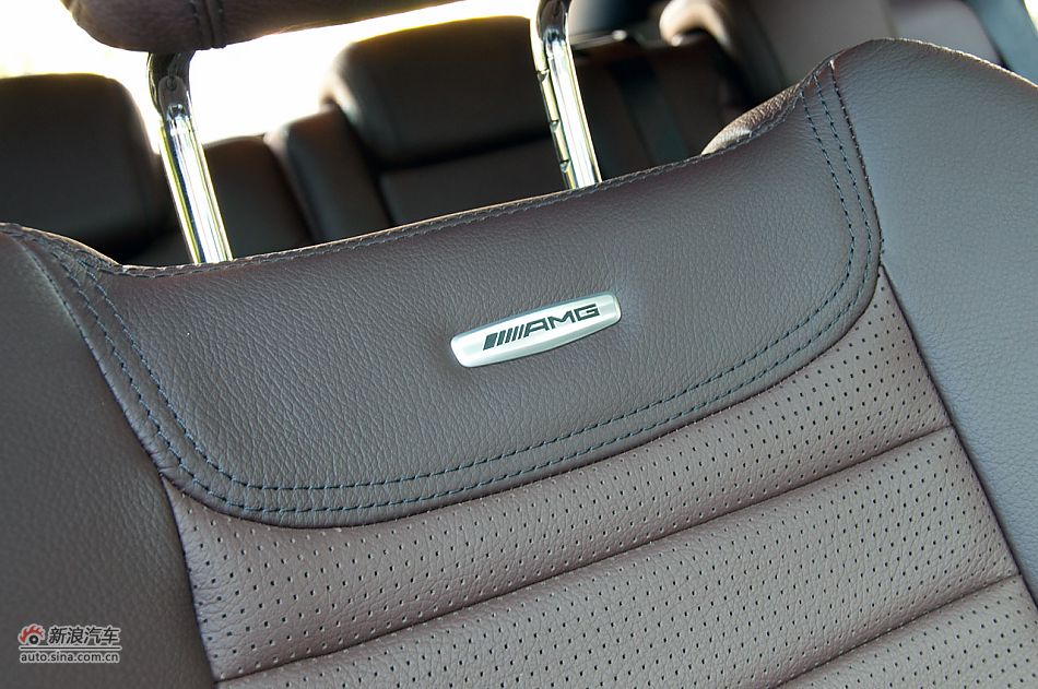 2012÷˹- ML63 AMG