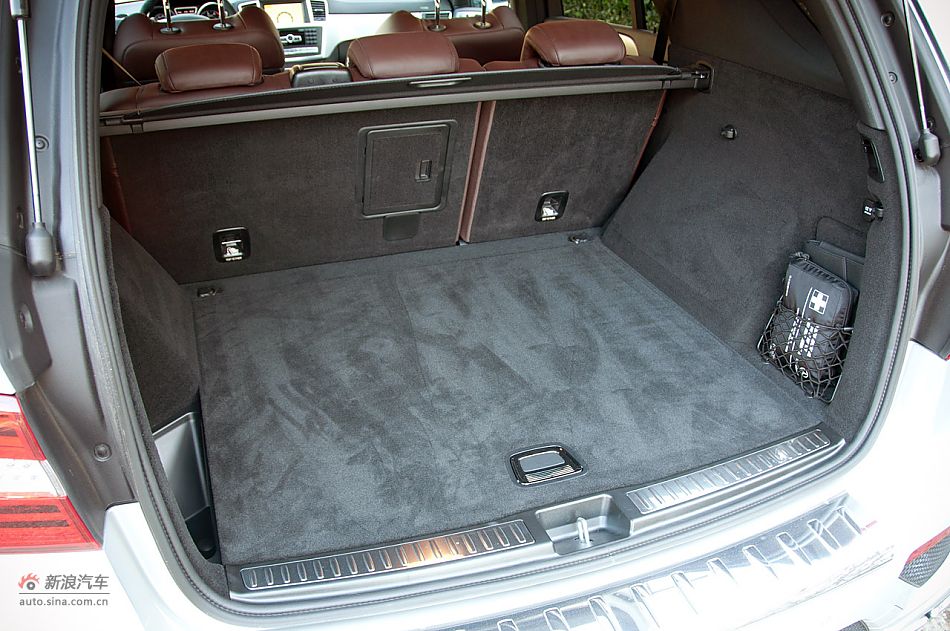 2012÷˹- ML63 AMG