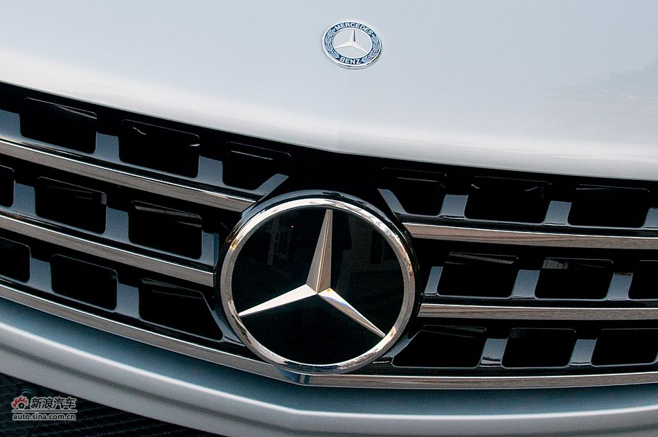 2012÷˹- ML63 AMG