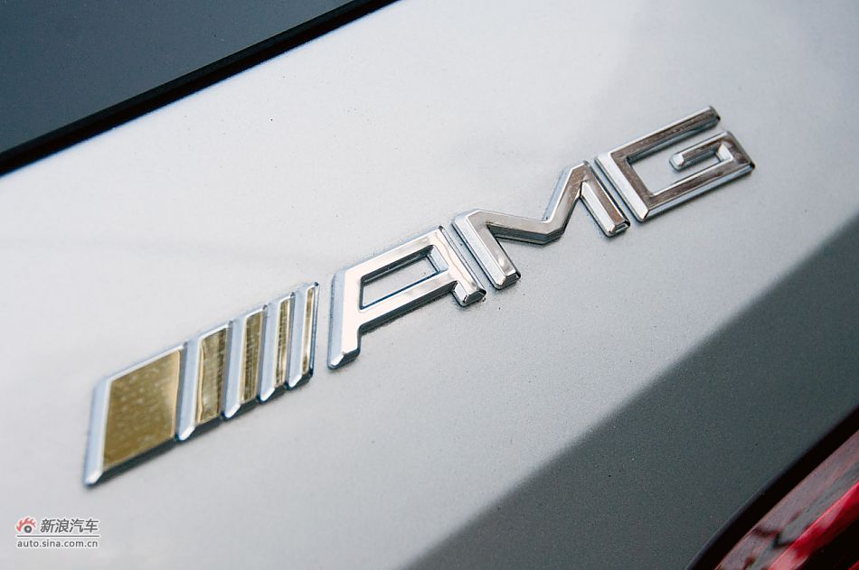 2012÷˹- ML63 AMG