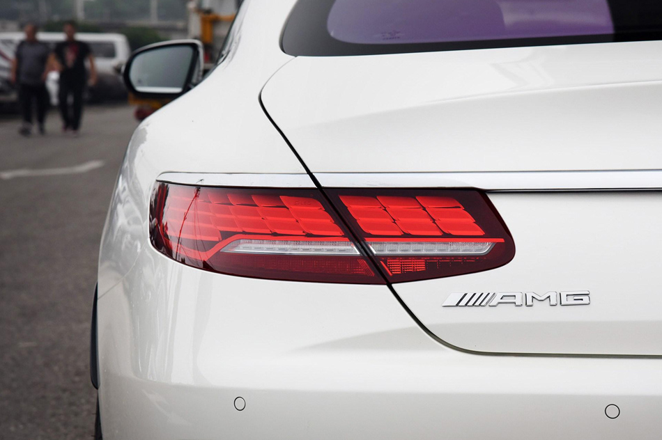 2018 AMG S 63 4MATIC+ Coupe ϸ