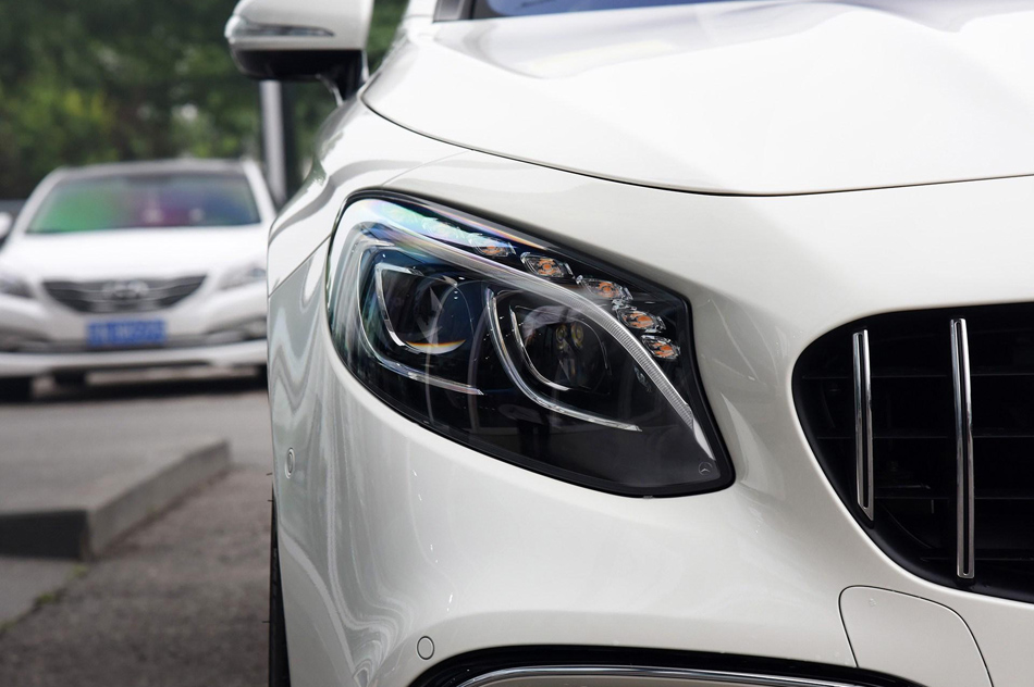 2018 AMG S 63 4MATIC+ Coupe ϸ