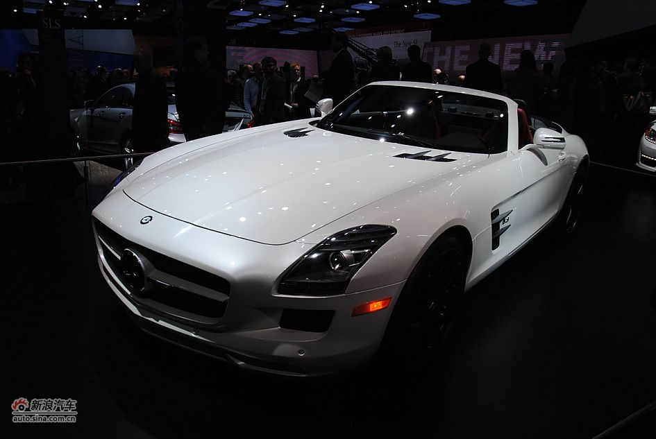 ÷˹ SLS AMG