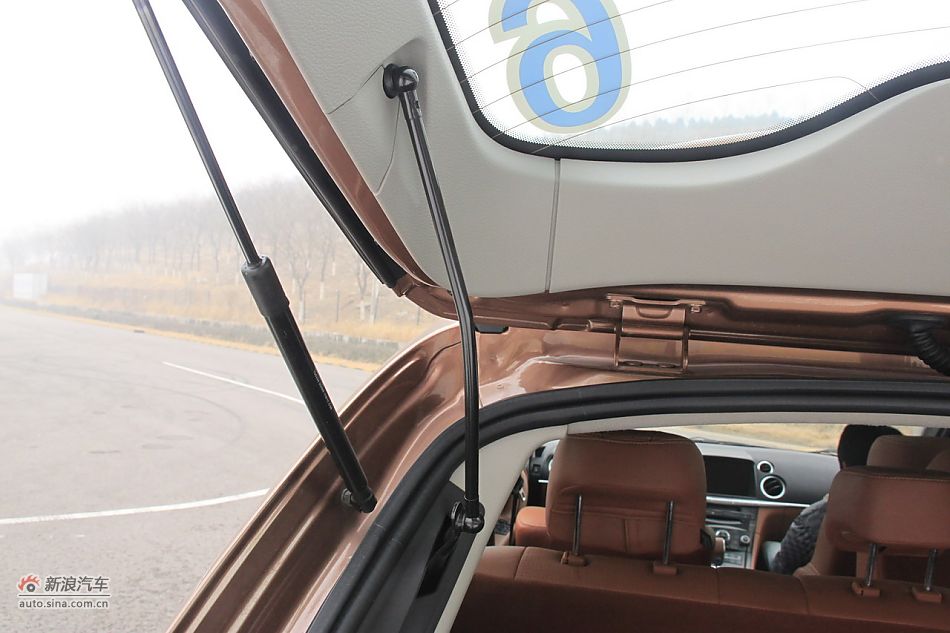 2011ǽݴ7 SUV 2.2TԶ콢