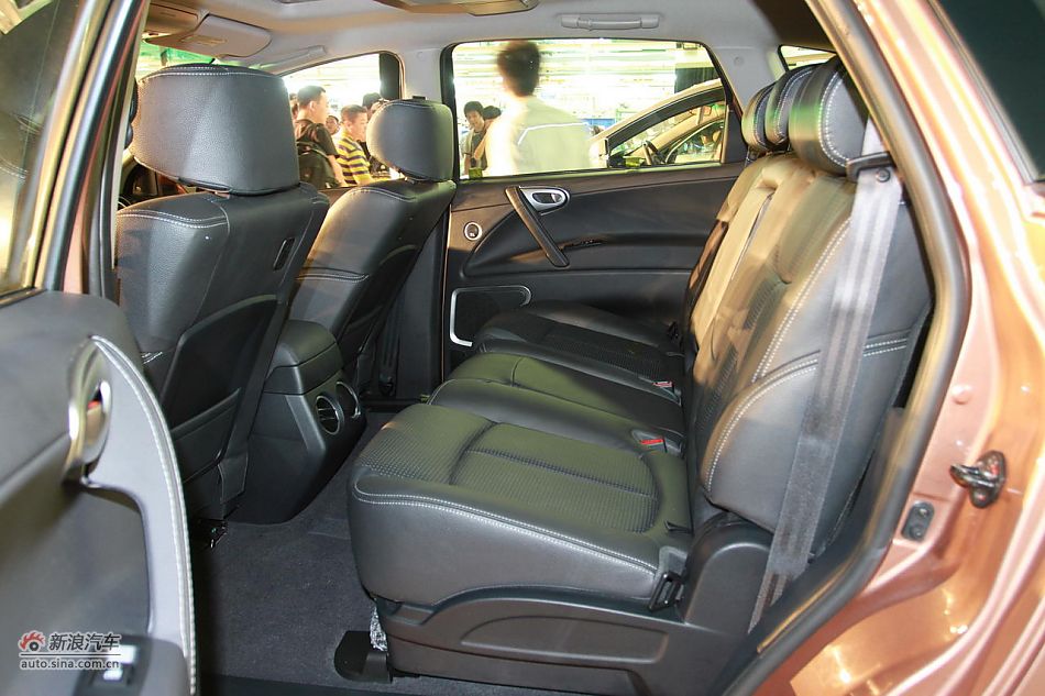 ǽݴ7 SUVֳʵ