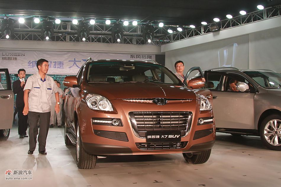 ǽݴ7 SUV