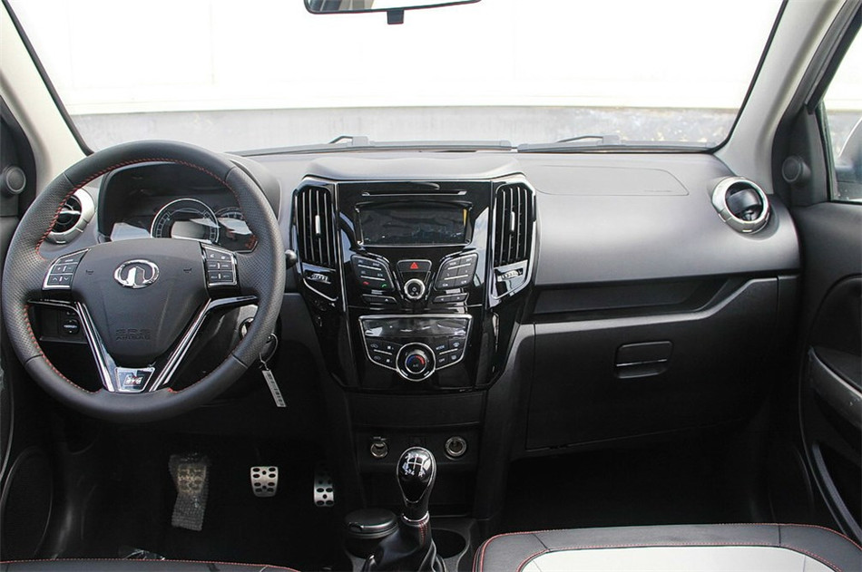 2014 1.5L  MT  