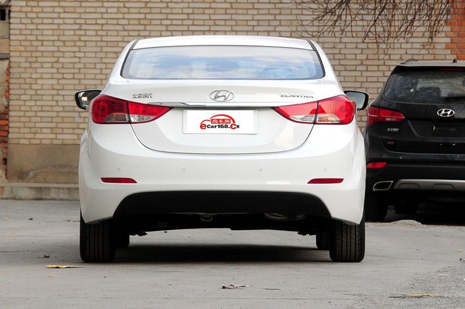 2015 1.6L ֶ 
