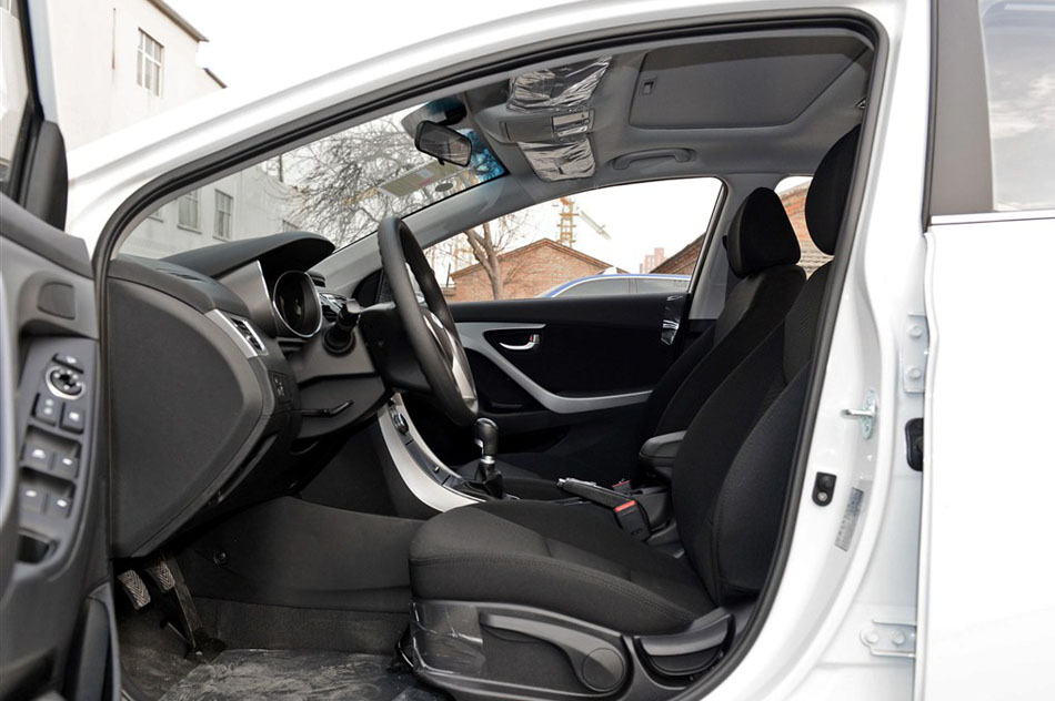 2015 1.6L ֶ οռ