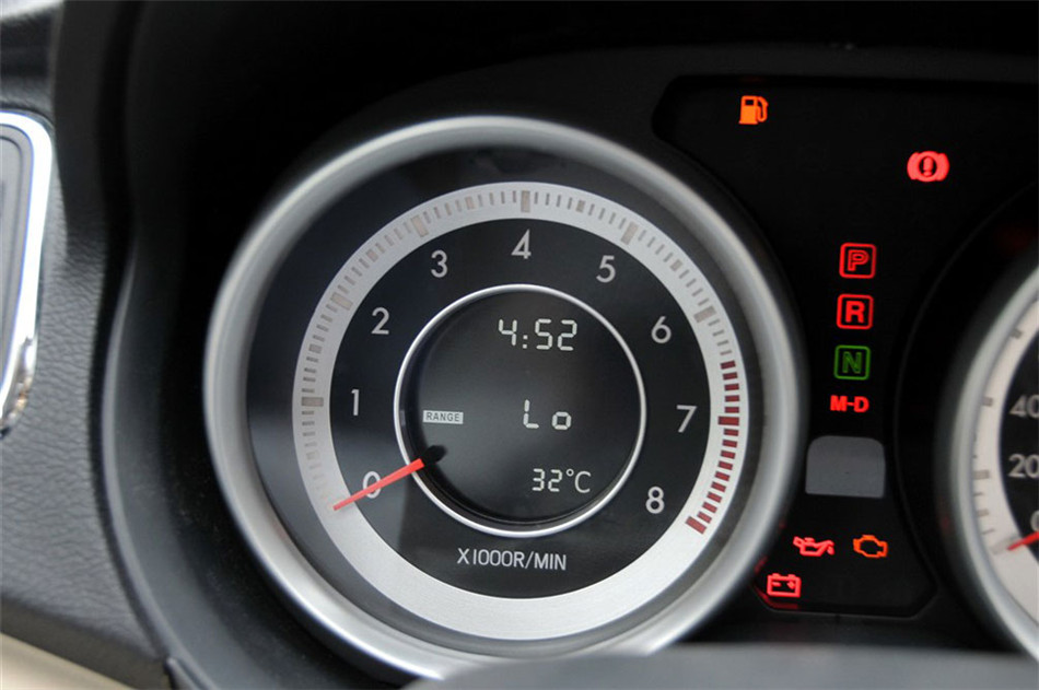 2012 2.0L AT  