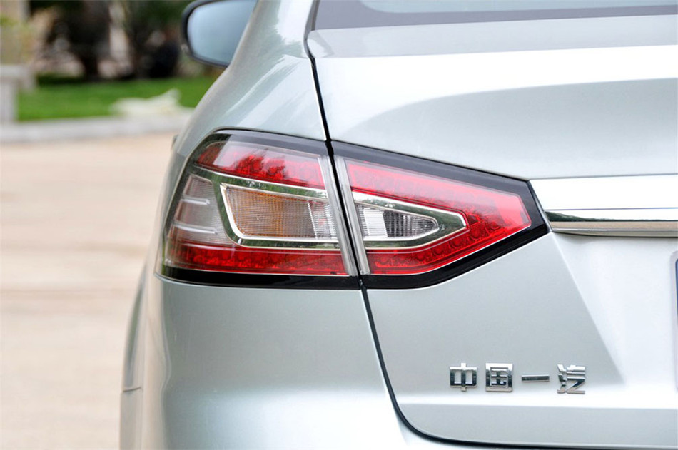 2012 2.0L AT  