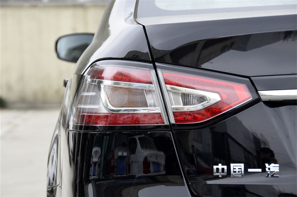 2014 1.8T AT 