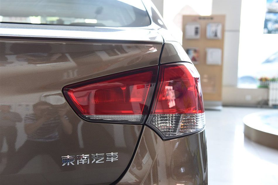 2015 plus 1.5L ֶȤ 