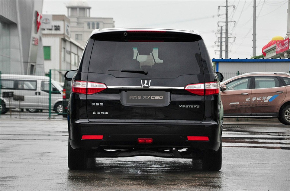 2.2T AT ר콢