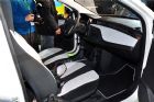 荣威E50 2013款 基本型 座椅空间