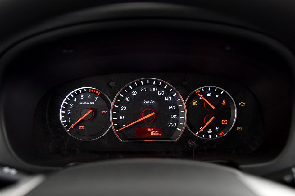 2015 1.4L ֶ 