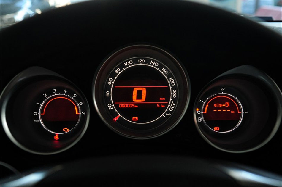 2014ѩC4L 1.8Lֶ澢