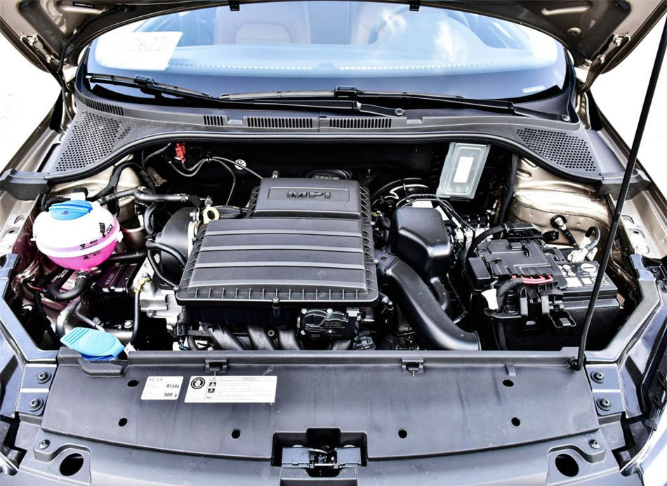 2016 1.6L Զ 