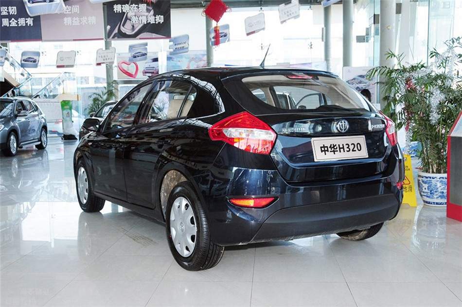 лH320 2012 1.5L AT  